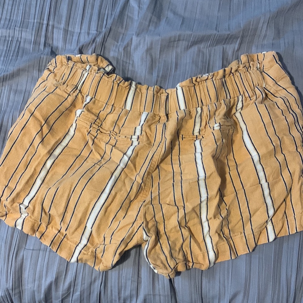 Shorts - Picture 2 of 2